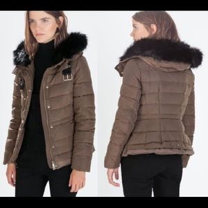 NWOT ZARA Down Short Puffer Coat W/ Faux Fur Hood